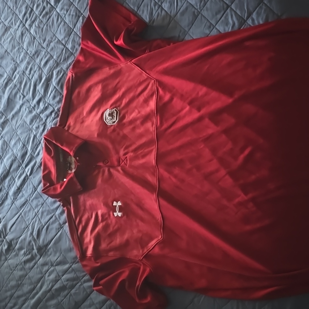 Men's knit shirt